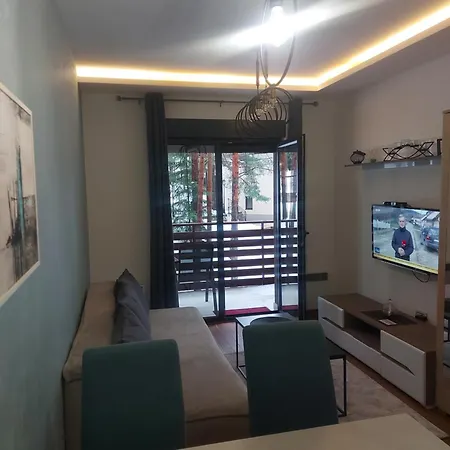 Balkan Hill 1- Anuska *