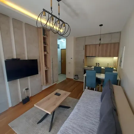 Balkan Hill 1- Anuska 公寓