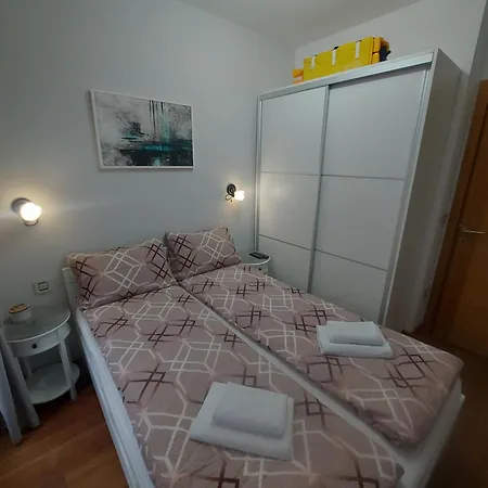 Balkan Hill 1- Anuska 公寓 兹拉蒂博尔