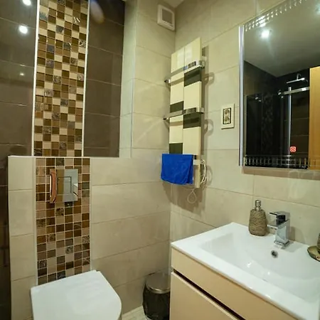 Balkan Hill 1- Anuska 兹拉蒂博尔